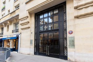 Luxurious 250m² Retreat in La Muette – Perfect for Groups
