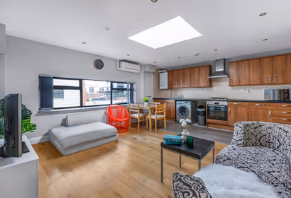 Camden Road Apartment near Finsbury Park by MySquare