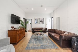 3-bedroom apartment in Shoreditch