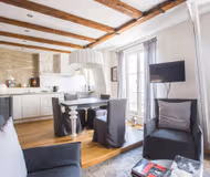 Urban Parisian Stay In The Heart Of Saint Germain