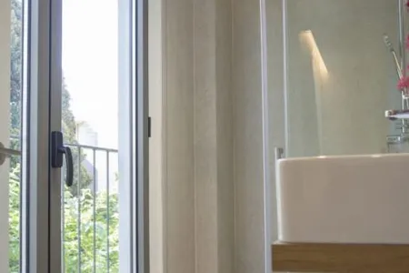 Ciutat Vella service apartment