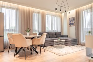 Urban Exec Suite with Free Gym Pass and Free Parking