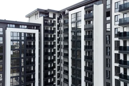 Urban Exec Suite with Free Gym Pass and Free Parking