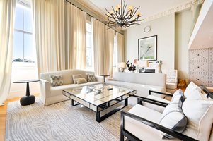 Beautiful 3 bedroom by Hyde Park