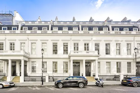Beautiful 3 bedroom by Hyde Park