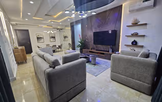 Spacious Three Bedroom in Lagos, Adeleke St