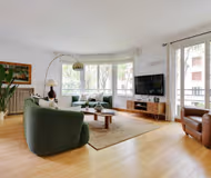 Elegant Parisian cocoon