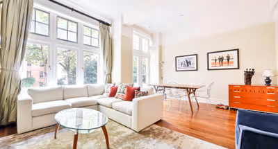 Bright 2 Bedroom Apartment in South Kensington