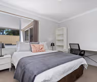 Riseley St 3 BR Serviced Apartment