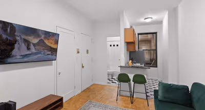 Bright living space at The Upper East Side