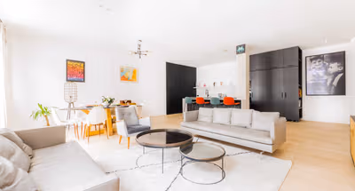 Rue Treilhard Service Apartment, Champs Elysees