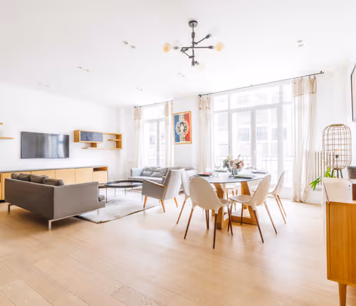 Rue Treilhard Service Apartment, Champs Elysees