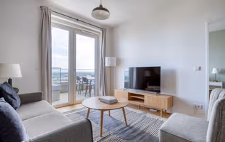 Stylish Two-Bedroom Apartment with Balcony in Vienna's Landstraße District