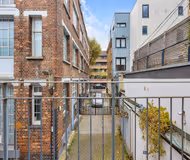 2-bedroom Hoxton apartment with roof terrace!
