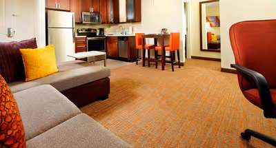 Frantz Road ApartHotel