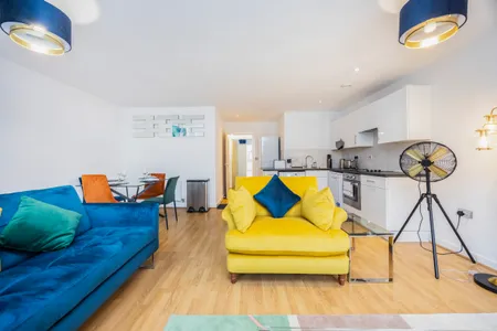 Garland Central City Apartment 3