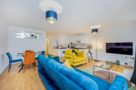 Garland Central City Apartment 3
