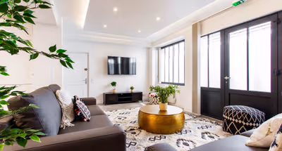 Luxurious Serviced Apartment