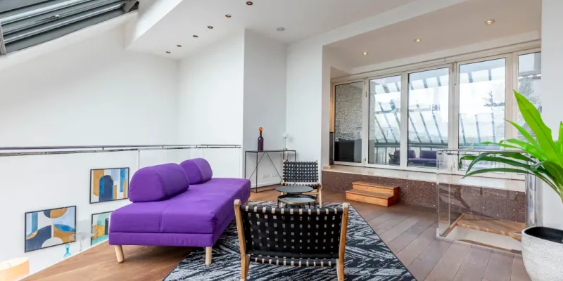 340M2 LUXURIOUS PENTHOUSE IN AVENUE MONTAIGNE