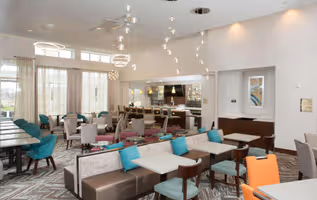 Center Valley Apart hotel