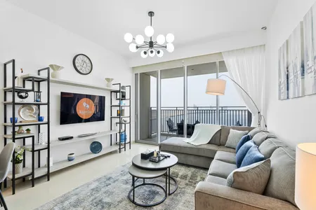 Esteemed 2BDR in Creek Harbor with View