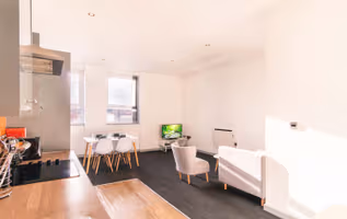 Newspaper House | 2BR