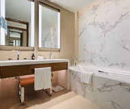 Luxury 2BDR -Address Opera Downtown