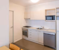 8 Gladstone Rd Serviced Apartment