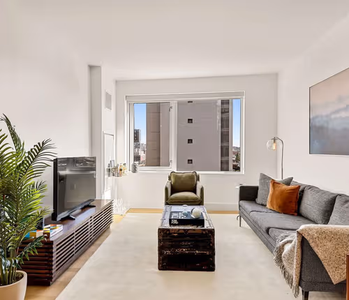 Atlantic Ave Apartment