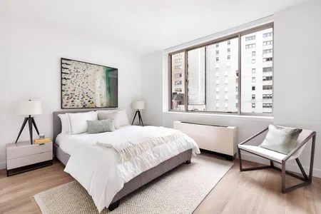 Cliff Street Apartment