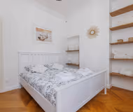 Stylish 2-Bedroom Haven in the Marais