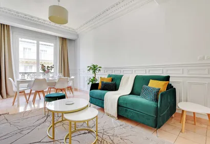 Chic 2-Bedroom Paris Retreat in a Prime Location