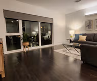 NE John Deshields Apartment