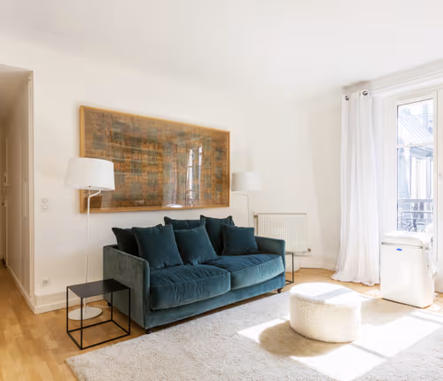 Beautiful Rue Copernic Service Apartment