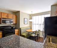 Maecliff Dr Aparthotel