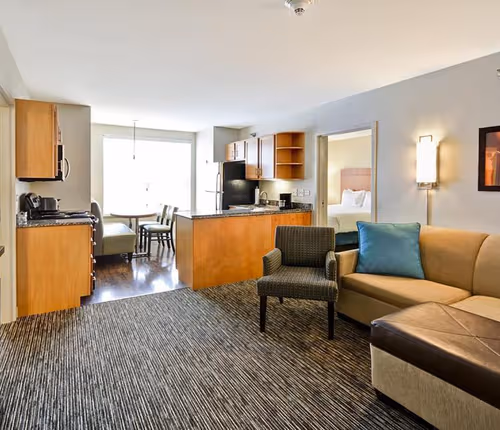 Maecliff Dr Aparthotel