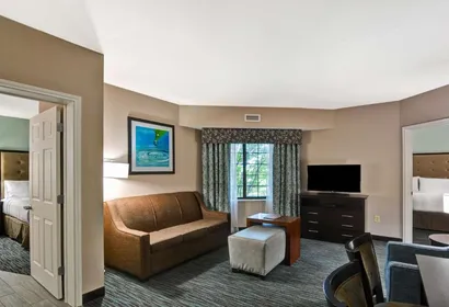 Meridan Parkway ApartHotel