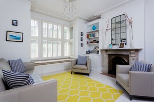 Sunshine Yellows in Balham