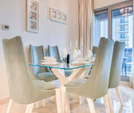 Elegant 3 BR In Signature Tower, Downtown