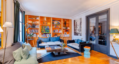 Aesthetic Serviced Apartment