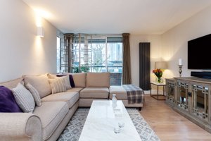 Calming Belsize Park Retreat