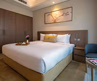 Al Maktoom Street Serviced Apartment