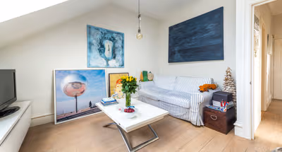 Pleasant Earl's Court Apartment near Hyde Park