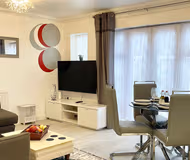 Stylish 2 Bedroom Madison