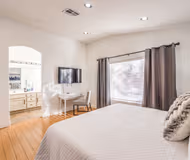 9119 Riding Heights Ave