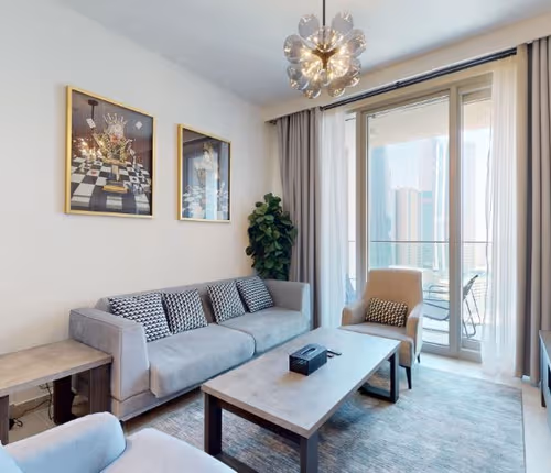 Downtown 2 BR in Forte Tower