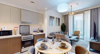 Downtown 2 BR in Forte Tower