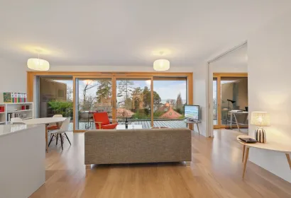 Avenue du Lignon Serviced Apartment, Ville