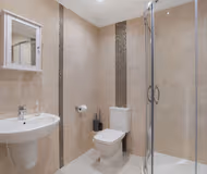 Penthouses/Golfcourse/Equestrian