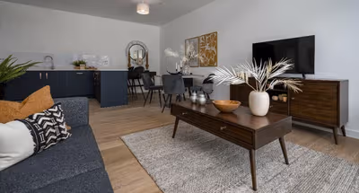 Onsite Gym | Roof Terrace | Free Parking | Balcony | 3 mins walk to train station